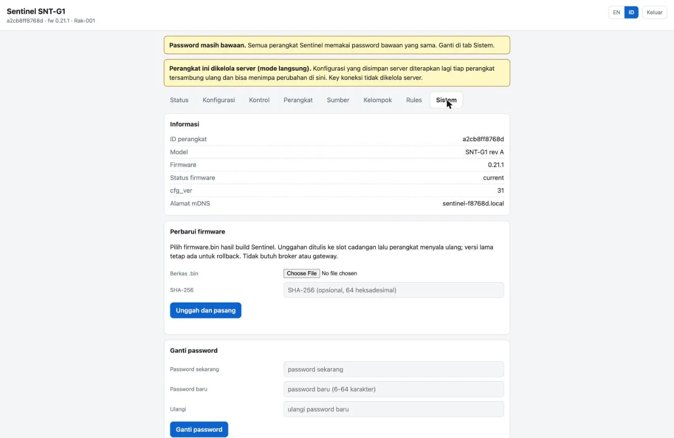 Tab Sistem antarmuka web: informasi perangkat, pembaruan firmware, dan ganti password.